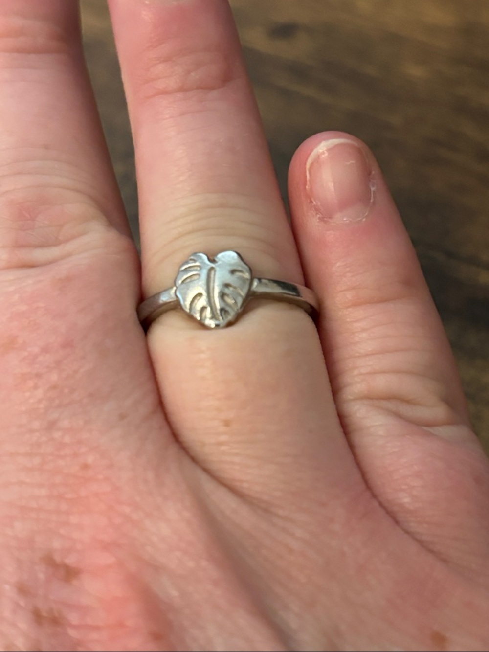 NEW Silver Plated Leaf Ring